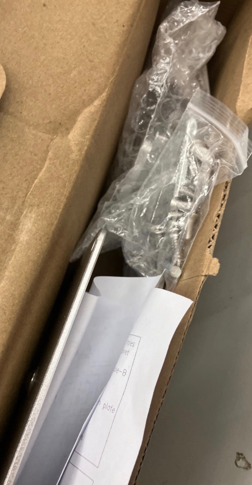Under-Cabinet Mount， for Echo Show 15, Keeps Echo Off The Counter and Turns Side to Side, Ceiling or Under-Cabinet Mount Silver 026-02