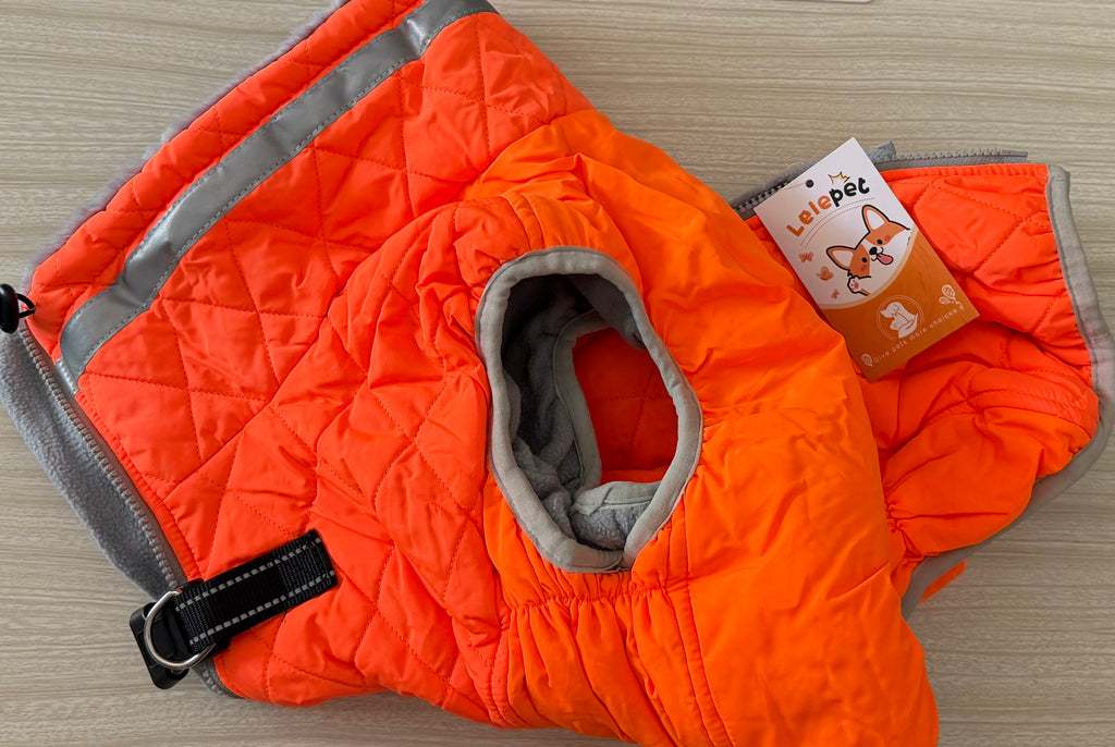 Dog Coat Warm Dog Winter Coat Waterproof Dogs Jacket with Harness
Reflective Pet Fleece Vest Zip-Up Cold Weather Coats for Large Dogs Turtleneck Windproof Coats Boxer Blaze Orange XL