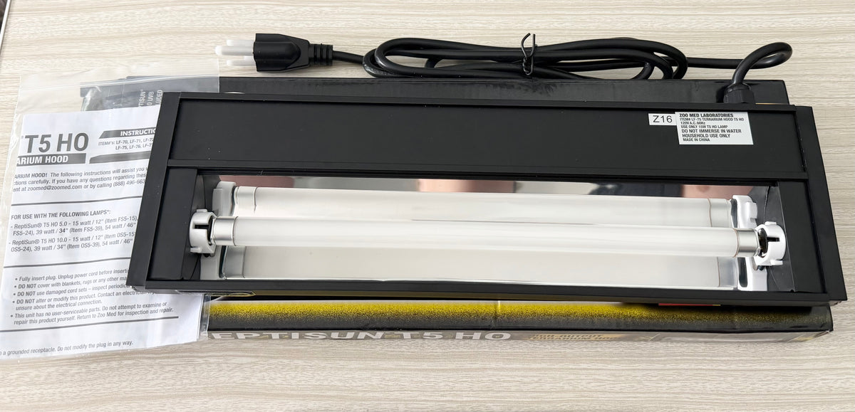 ReptiSun T5 HO Terrarium Hood with 10.0 Bulb 14" L