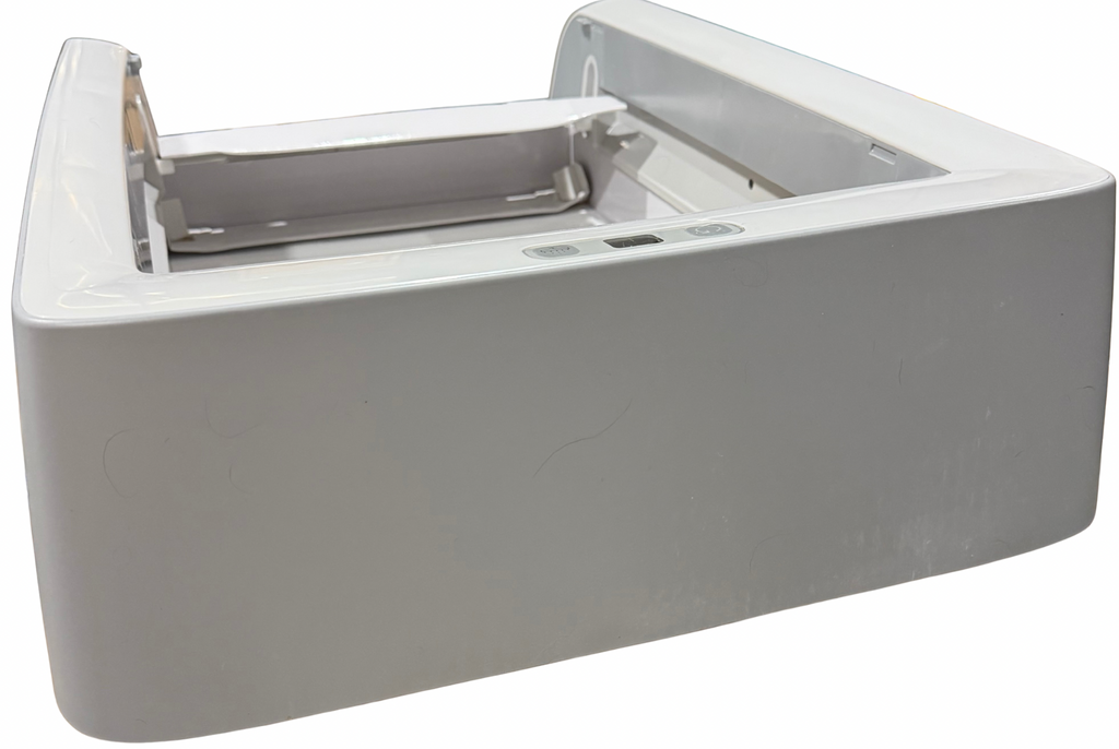 PetSafe ScoopFree Crystal Pro Legacy Self-Cleaning Litter Box, Front-Entry
Hands-Free Automatic Cleaning, Advanced Odor Control, Health Counter Display, Includes 1 Disposable Crystal Litter Tray & 1 Bag of Litter
