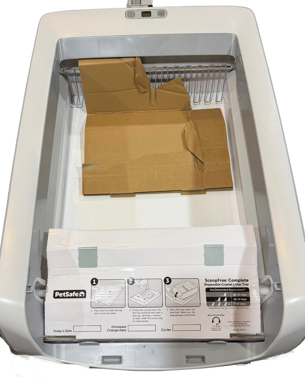 PetSafe ScoopFree Crystal Pro Legacy Self-Cleaning Litter Box, Front-Entry
Hands-Free Automatic Cleaning, Advanced Odor Control, Health Counter Display, Includes 1 Disposable Crystal Litter Tray & 1 Bag of Litter