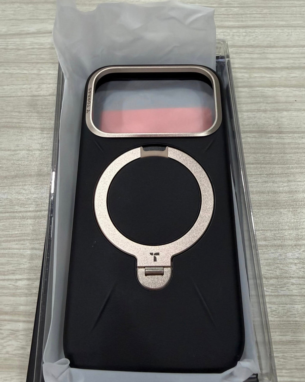 TORRAS - Q3 VegSkin for iPhone 17 Pro Case Leather, 360 Magnetic Stand, Black
Fit for Magsafe, Stain-Resistant Organic Silicone Leather, Camera Control, Shockproof Anti-Slip Phone Case for iPhone 17 Pro