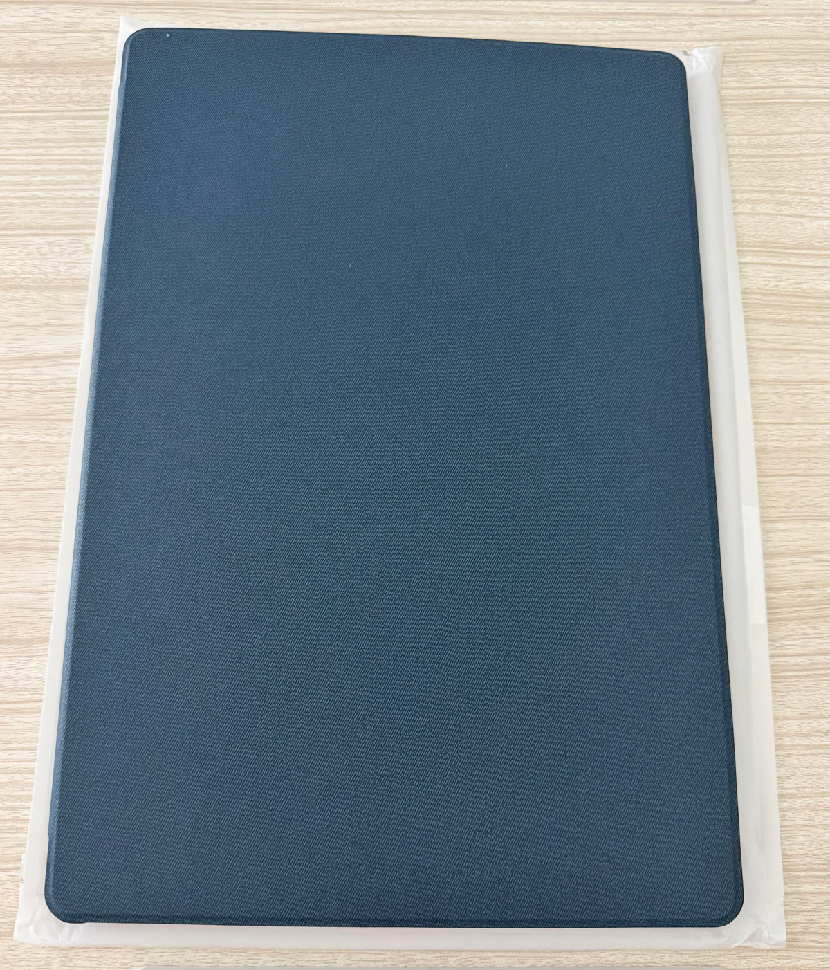 Folio Case for Samsung Galaxy Tab S10 Ultra/S9 Ultra 14.6", Navy
Multi-Angle Stand Cover, S Pen Holder, Slim Protective Cover, Auto Wake/Sleep